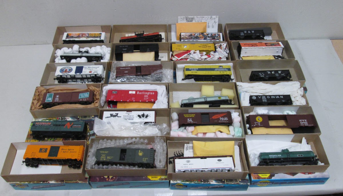 Athearn Assorted Freight Cars, Various Road Names (24) eBay