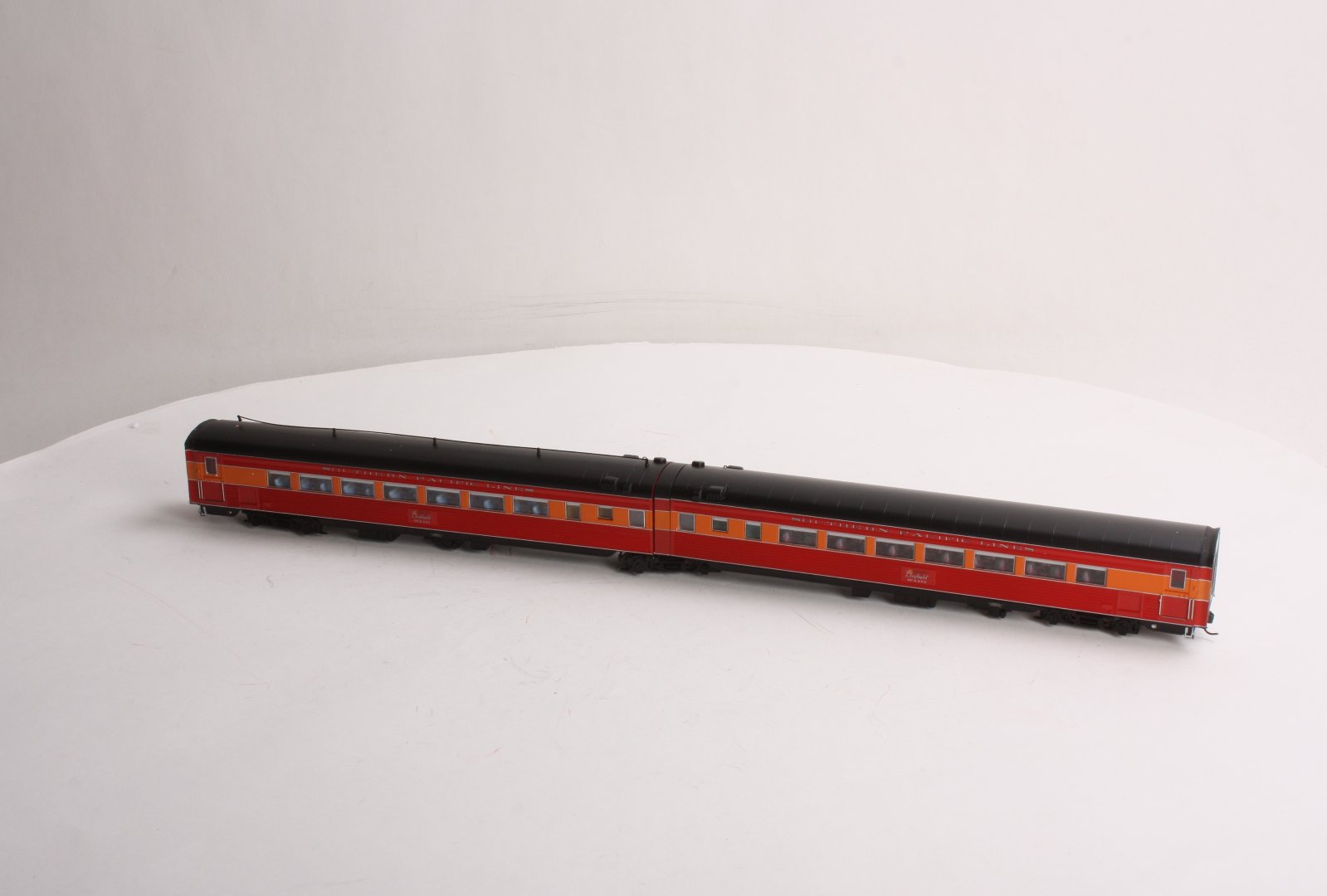 Broadway Limited 681 HO Southern Pacific Morning Daylight Passenger Car