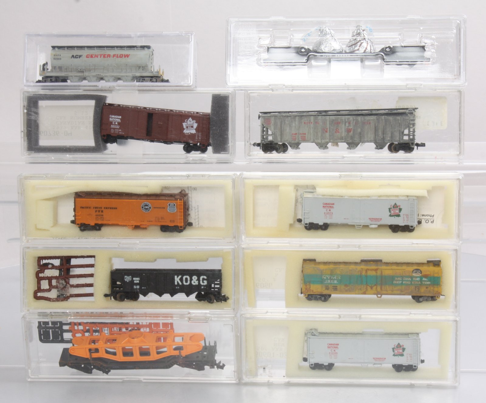 N Scale Freight Cars (10)/Box