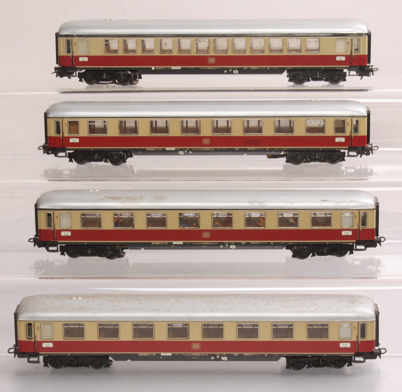 Marklin HO Scale DB RED Cream Passenger Cars 4 eBay