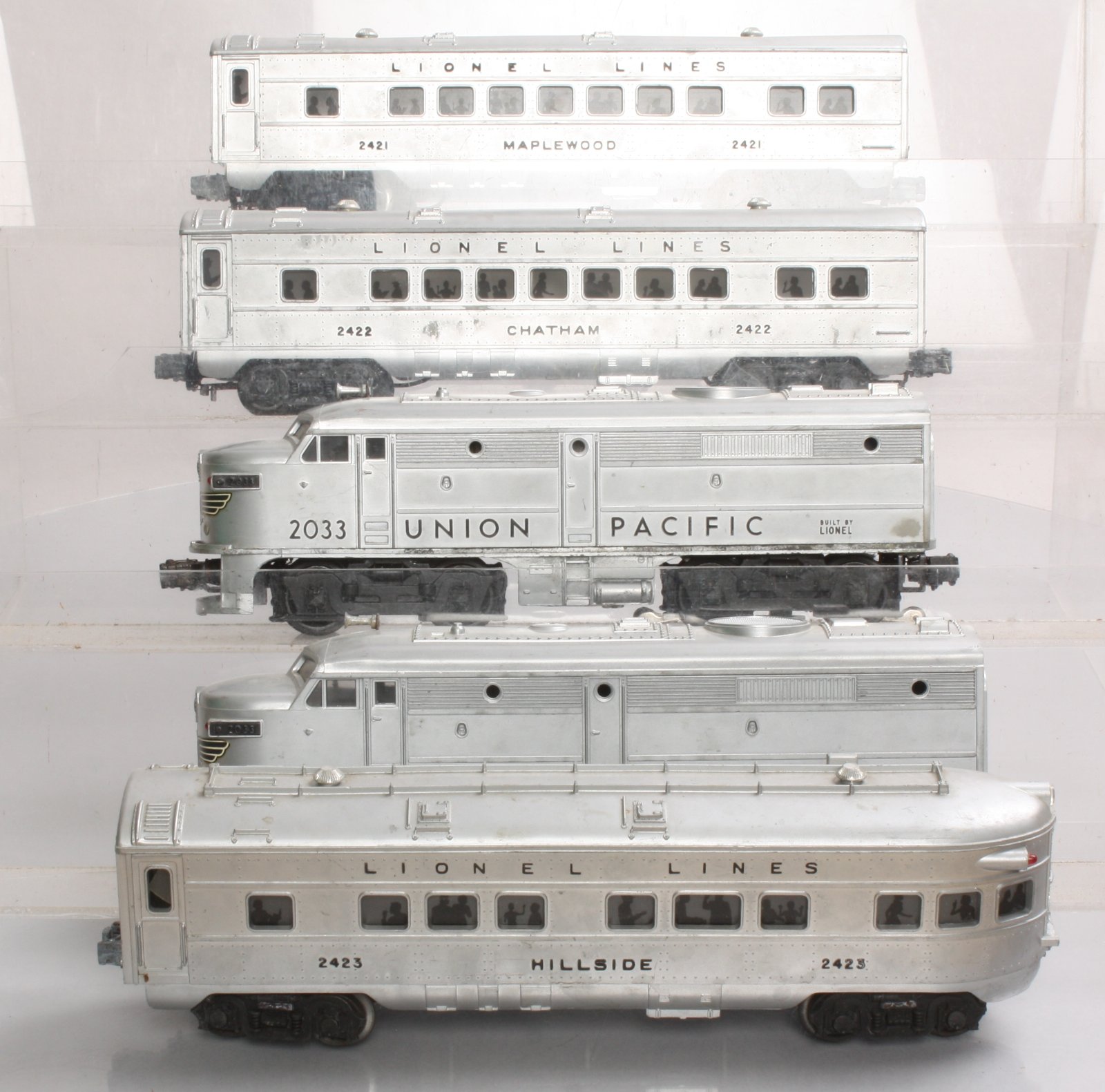 Lionel 1464W "O27" Passenger Train Set w/ 2033AA Set, 2421, 2422 & 2423