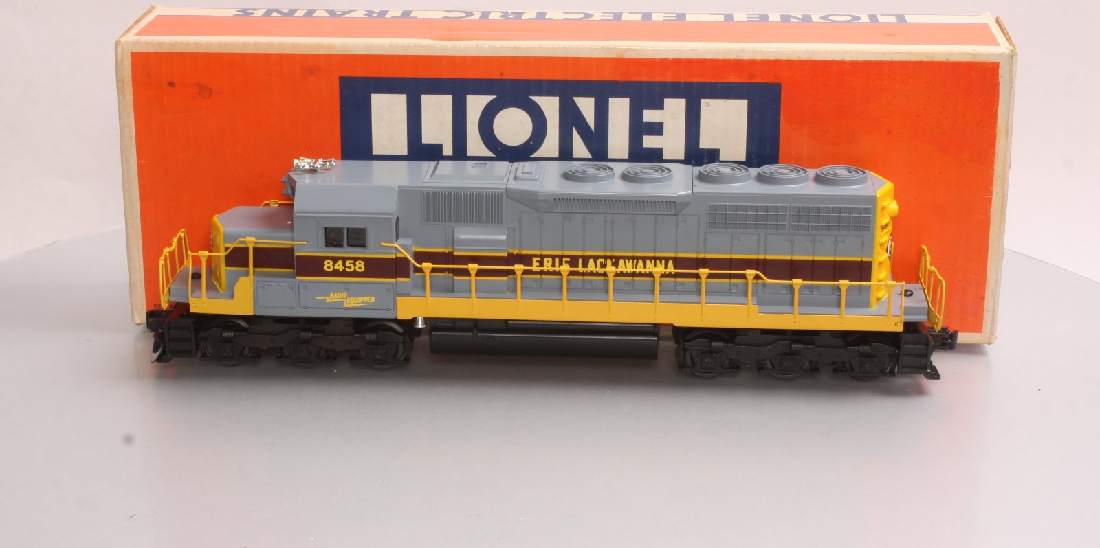 Lionel 68458 Erie Lackawanna SD40 Diesel EX/Box eBay