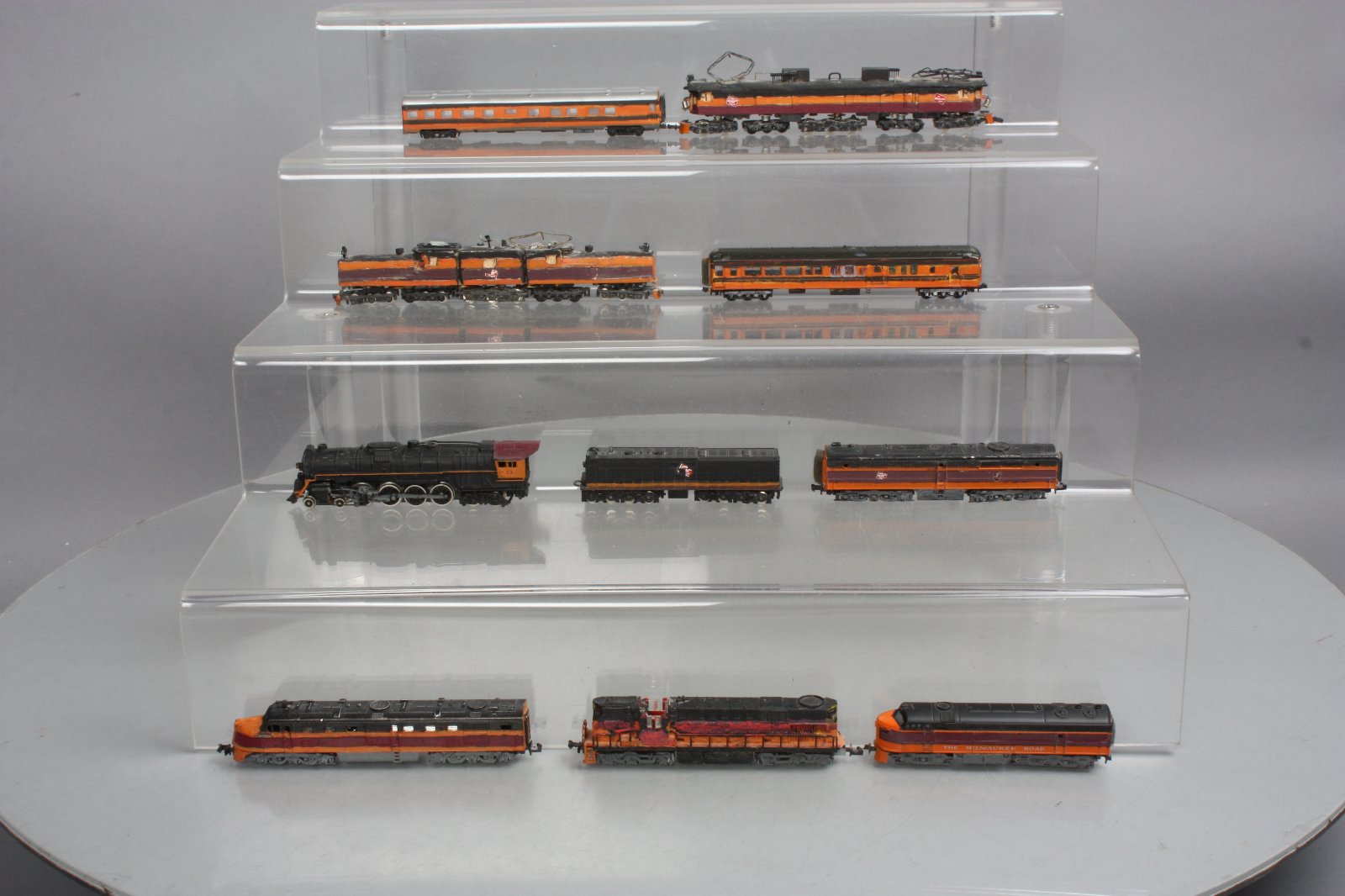 Custom N Scale Milwaukee Road Diesel, Electric, Steam  Custom N Scale Milwaukee Road Diesel, Electric, Steam