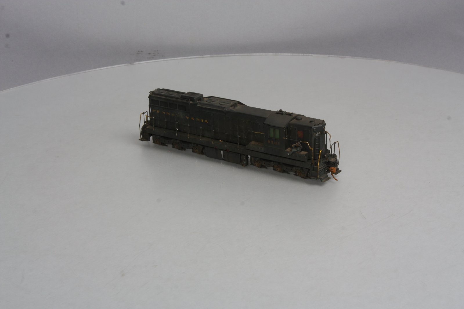 Tenshodo HO Scale BRASS PRR SD-9 Diesel #8589 - Painted - Picture 7 of 11