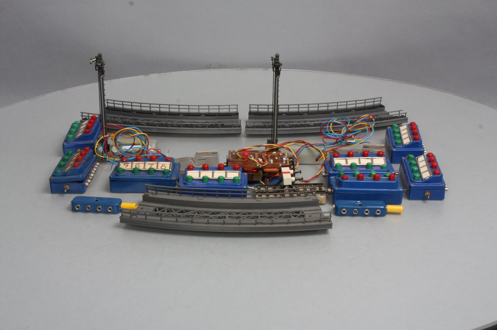 Marklin HO Scale Signals, Bridges & Layout Accessories (10+) eBay