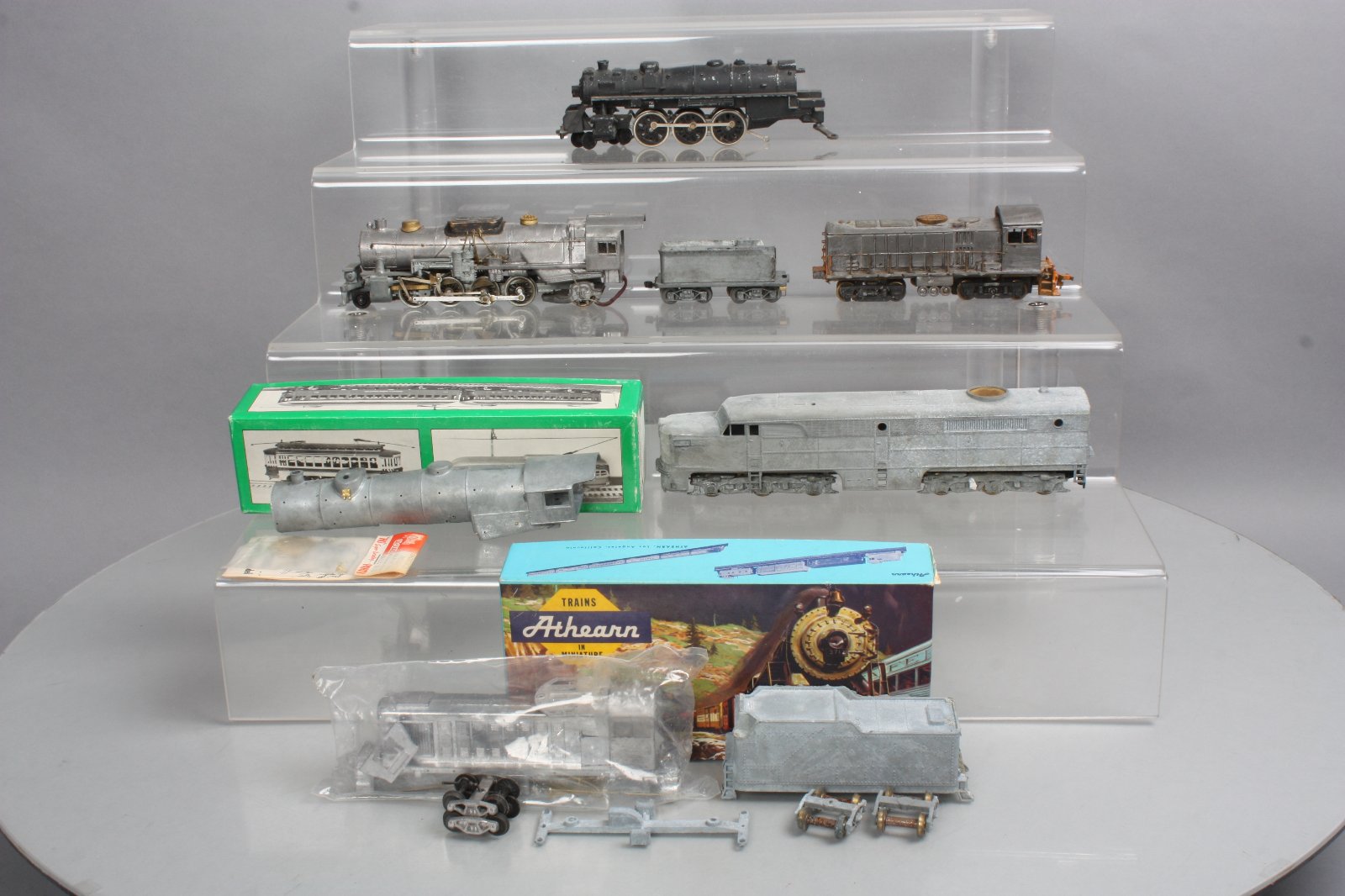 HO Scale Steam & Diesel Shells & Parts