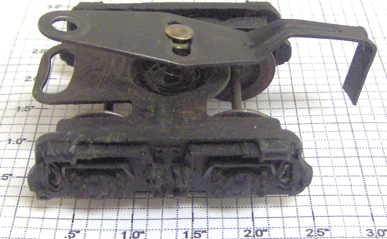 Lionel 2055-42 Rear Truck and Drawbar