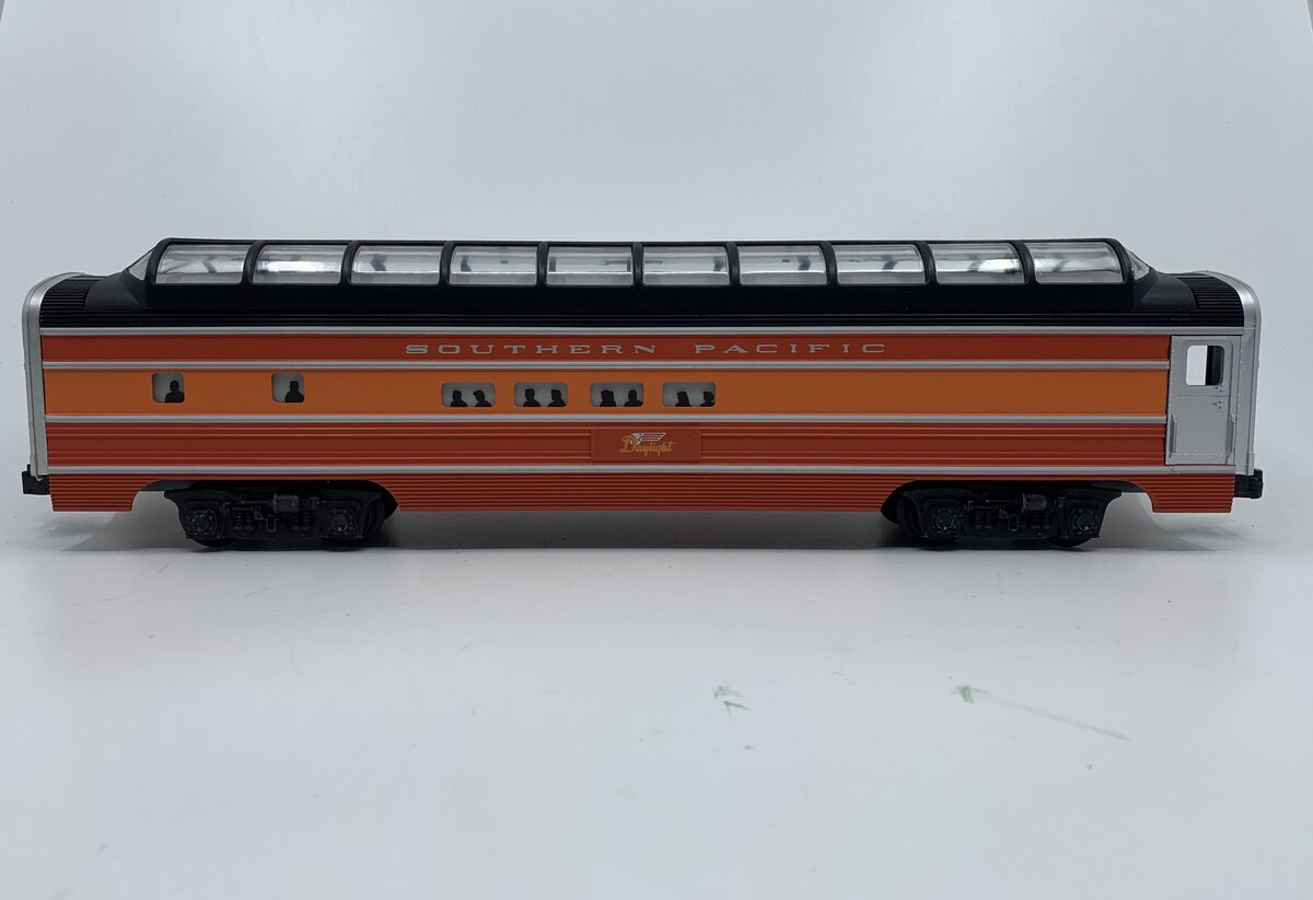 Lionel 619107 Southern Pacific Daylight Full Vista Dome Passenger Car