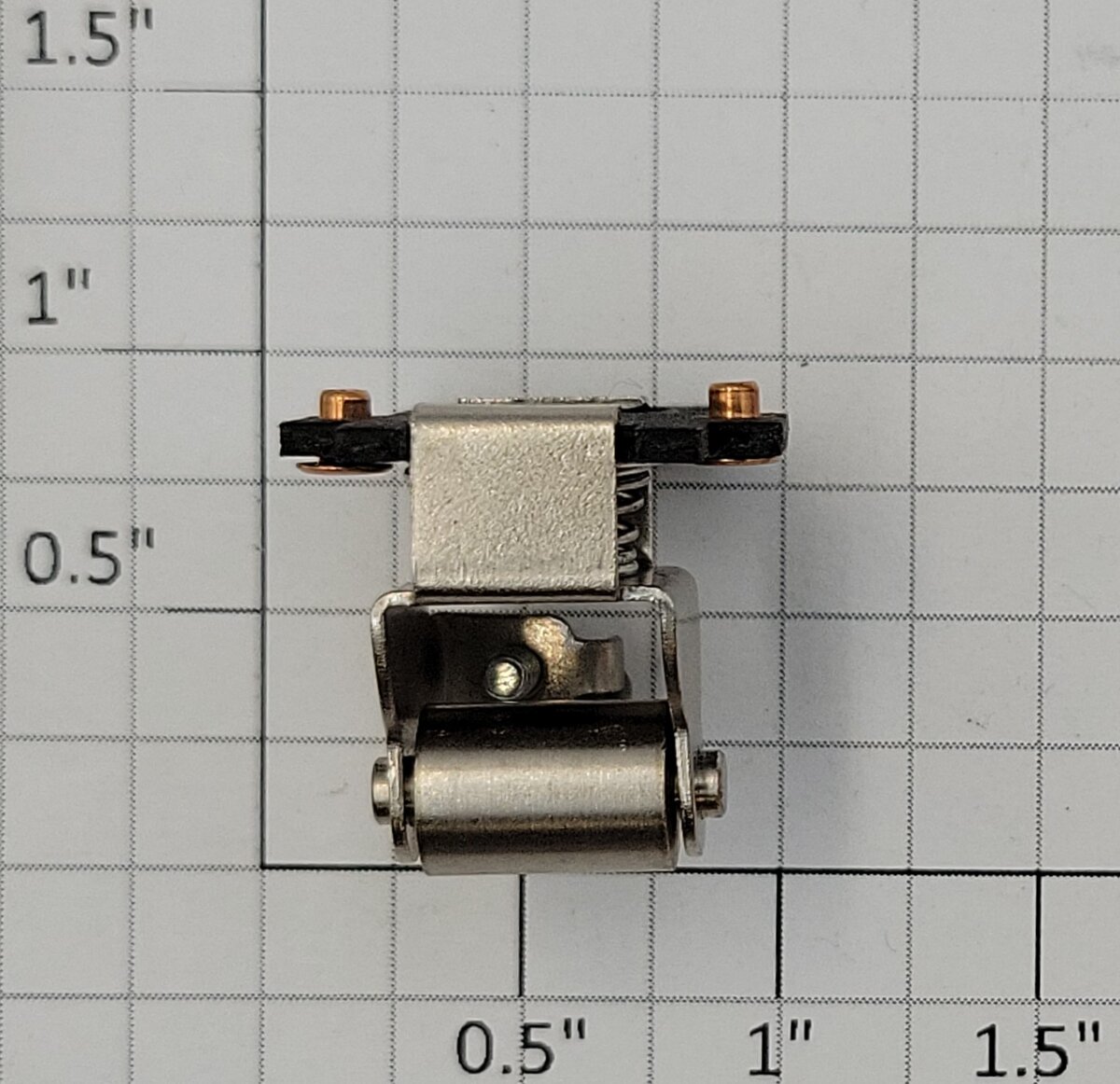 Lionel 418T-33 O Gauge Collector Pickup and Roller Assembly (Reproduction)