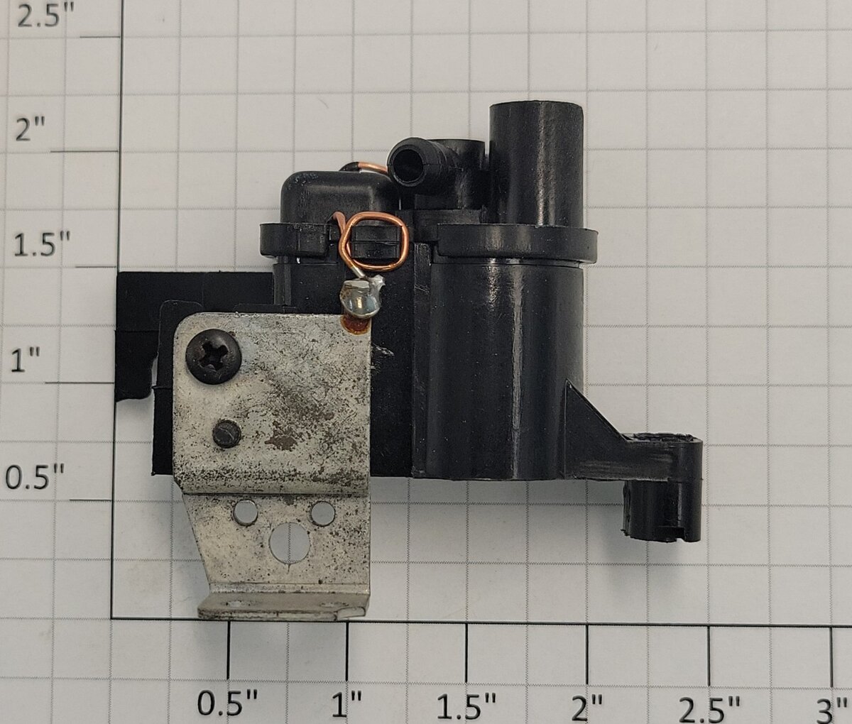 Lionel 18049-60 N&WJ Warhorse Smoke Unit with Bracket (New)