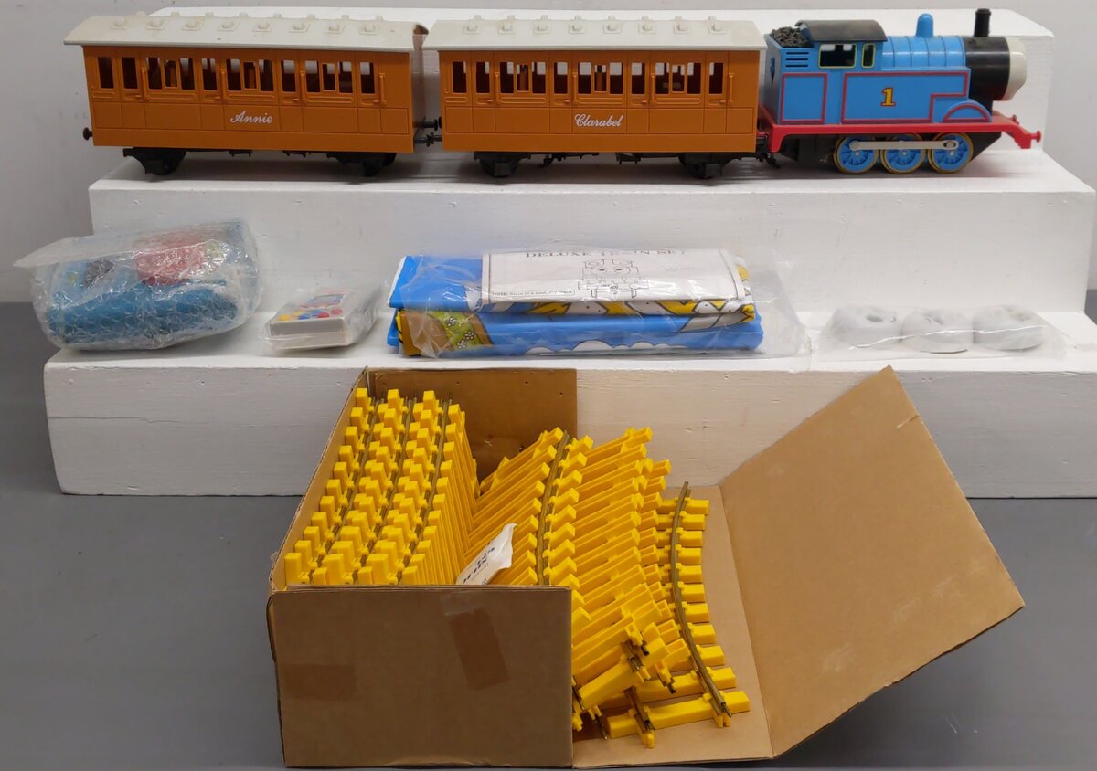 Lionel 8-81016 Thomas The Tank Deluxe Train Set EX/Box | eBay
