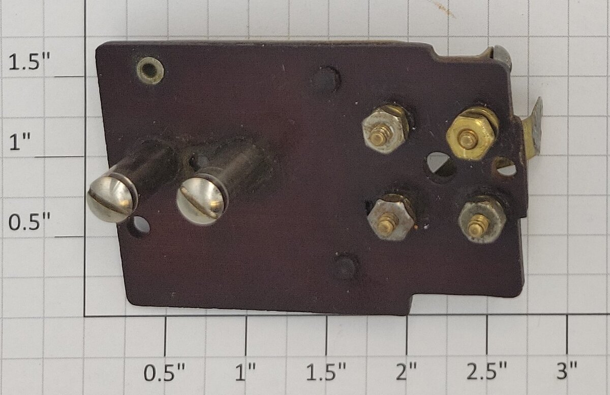 Lionel 400E-122 Bild-A-Loco Brush Plate After 1937 with Brush Tubes and Caps (Original)