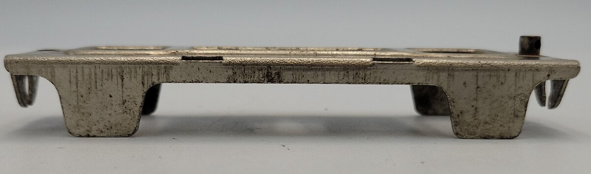Lionel 390-41 Bild-a-Loco Trains Collector Nickel Bracket w/ Some Rust (Original)