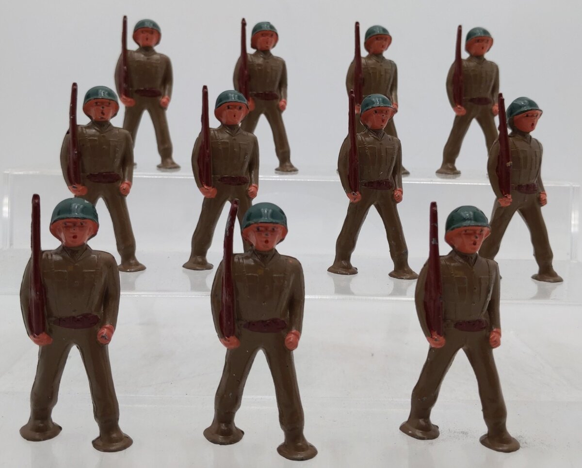 Vintage Lead WW2 Era Army Men [11] | eBay