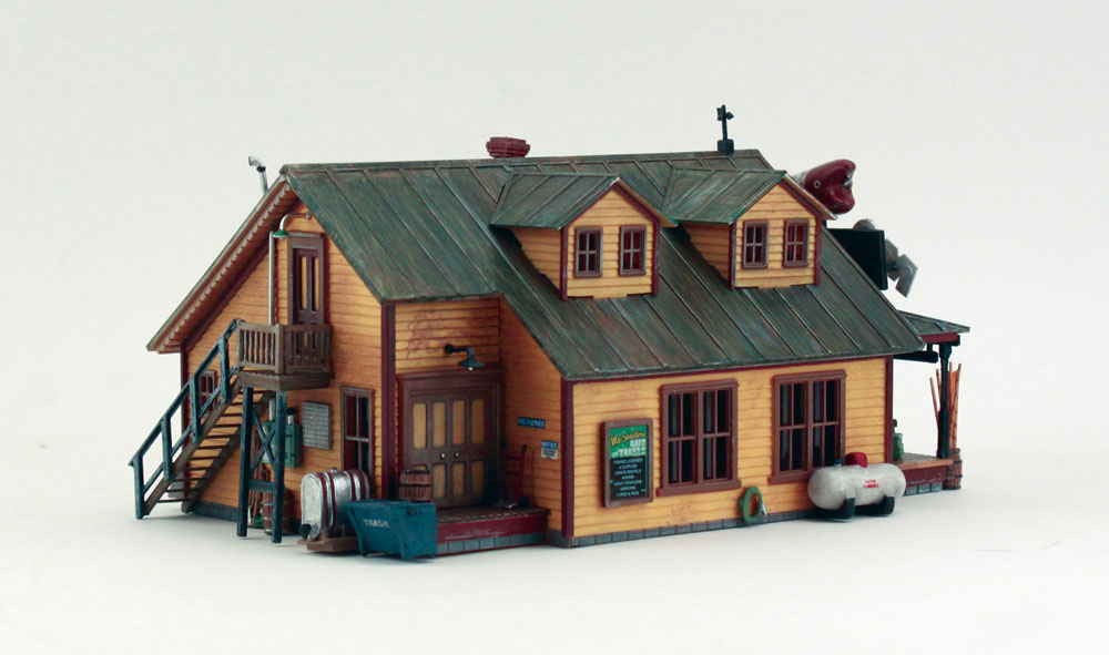 Woodland Scenics BR5047 HO Built&Ready Mo Skeeters Bait & Tackle