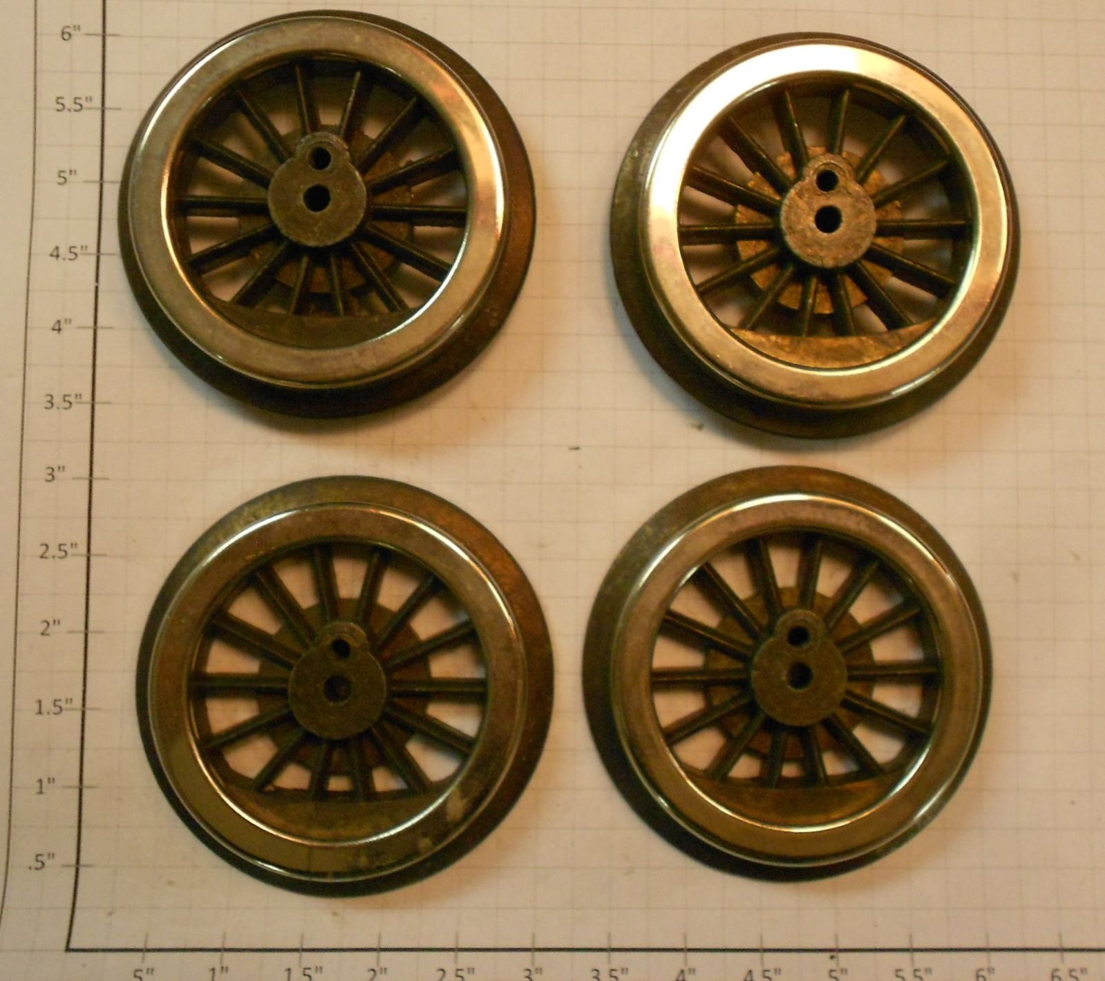 Lionel 400E-69/95 Black Spoked 2-3/4" Std. Gauge Steam Loco Wheels (Set of 4) (MEW Black Set of 4)