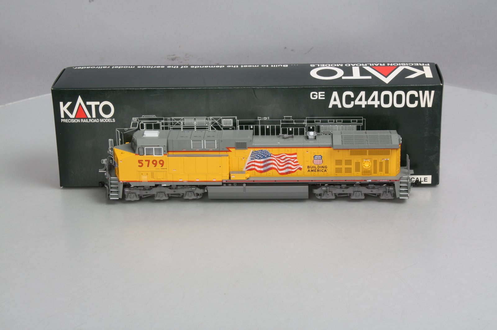 Kato 37-6434 HO Scale Union Pacific GE AC4400CW Diesel Locomotive