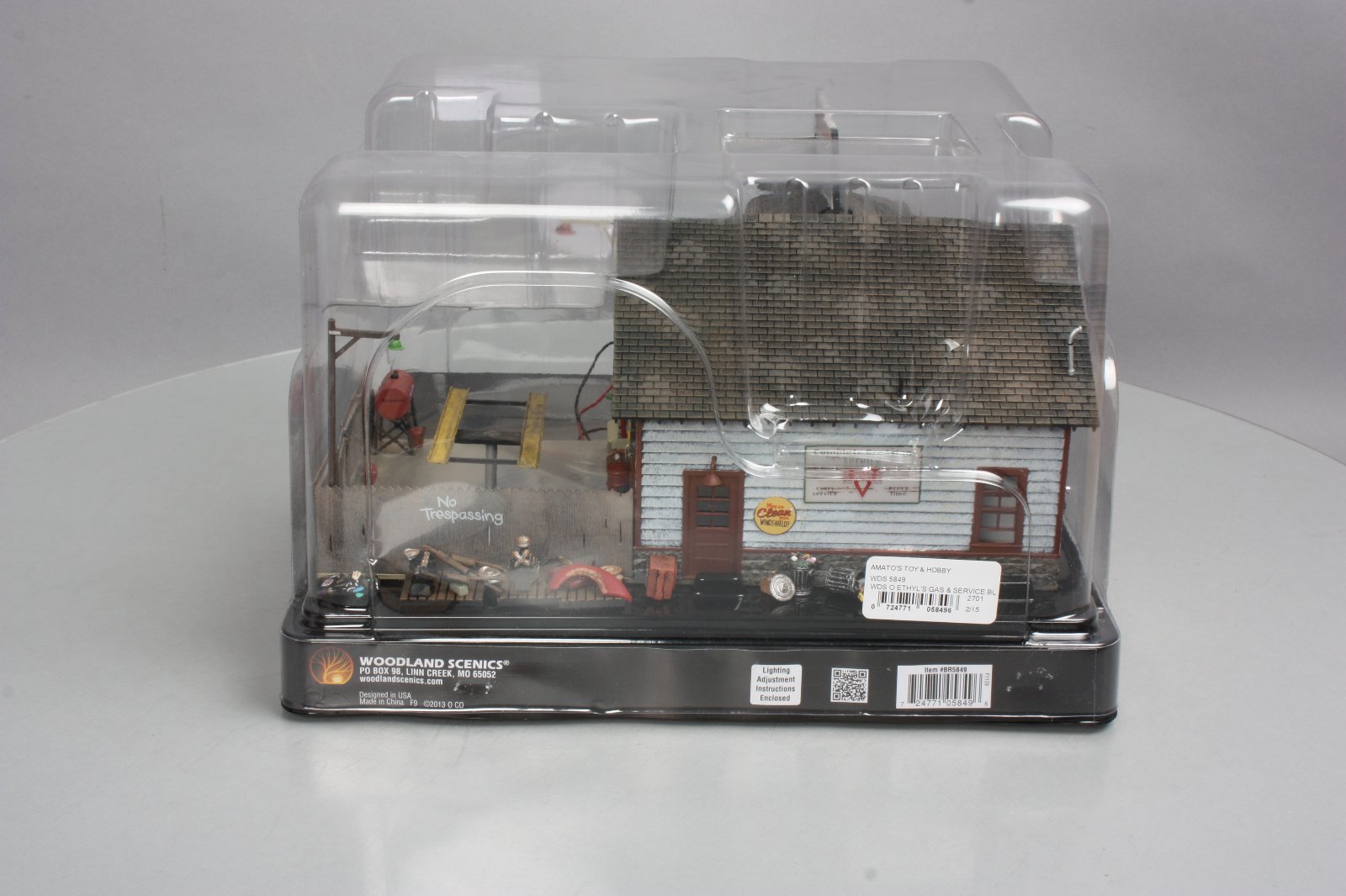 Woodland Scenics BR5849 O Scale BuiltUp Ethyl's Gas & Service Station Building 724771058496 eBay