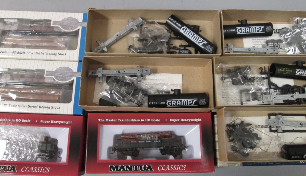 Roundhouse, Mantua, Bachmann HO Scale Freight Cars & Kits 724021