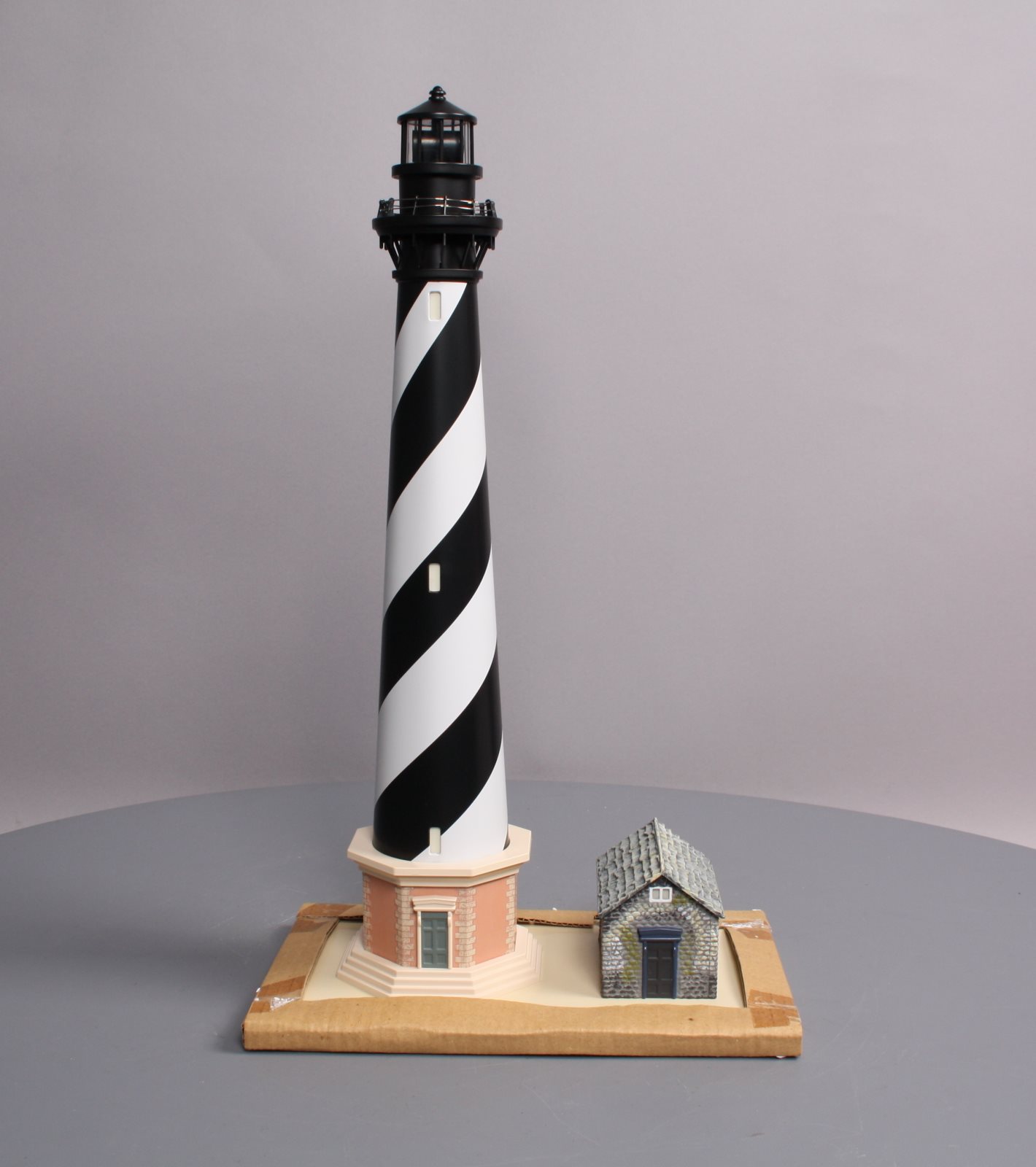 Lionel 614087 Operating Lighthouse with Foghorn Blast NIB eBay