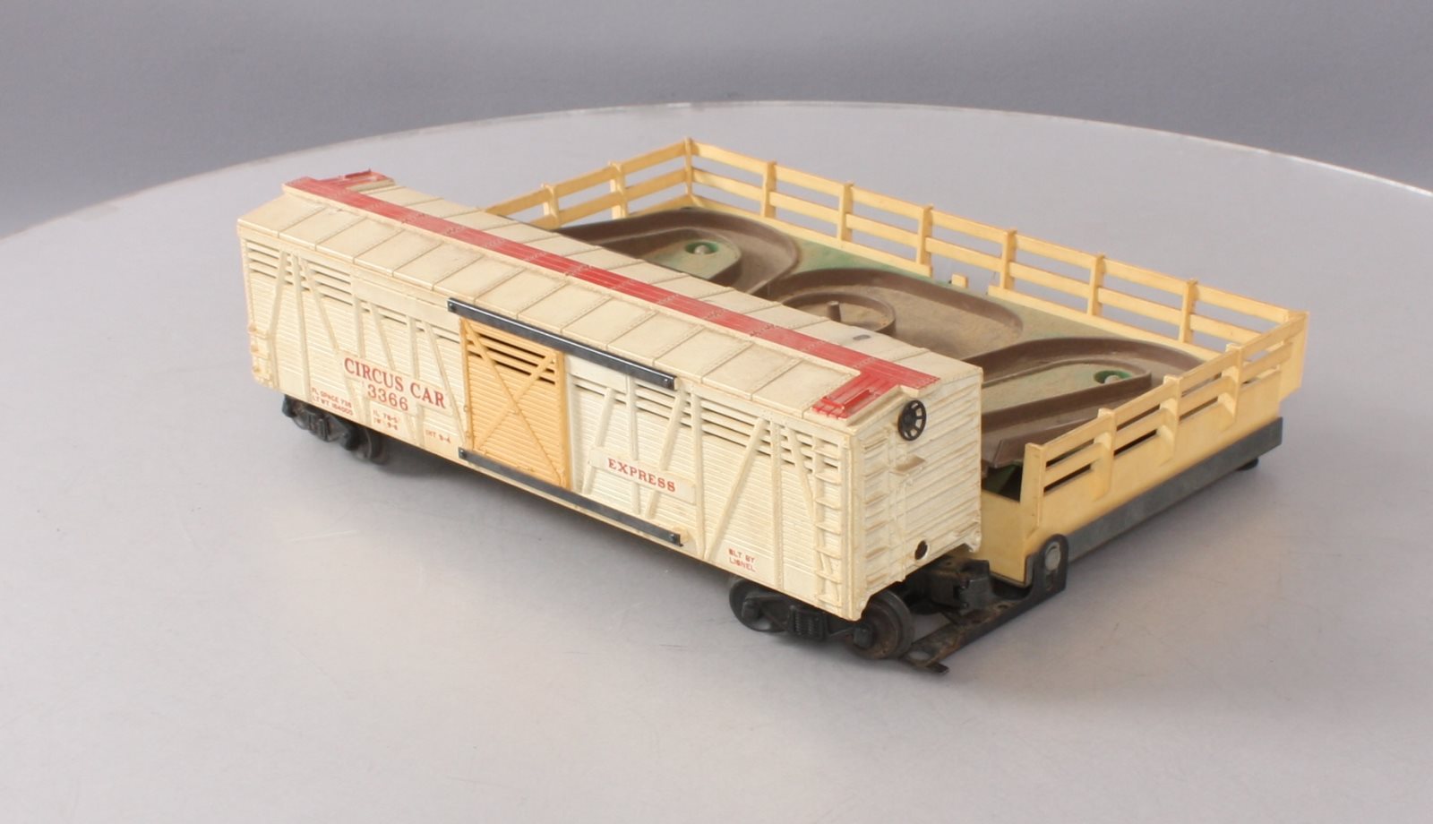 Lionel 3366 Operating Circus Horse Car & Corral eBay