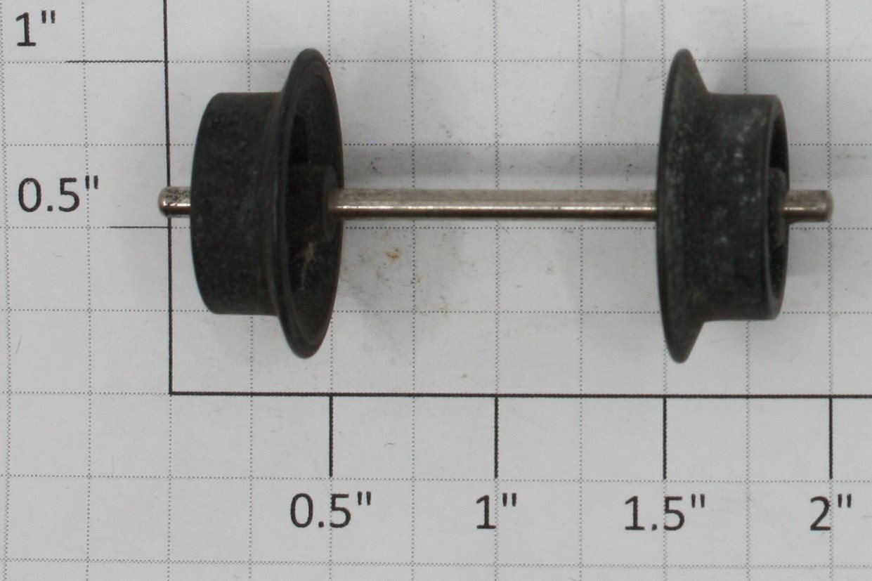 Lionel 675-52 Spoked Rear Wheel Set (Original-w/ Axle)