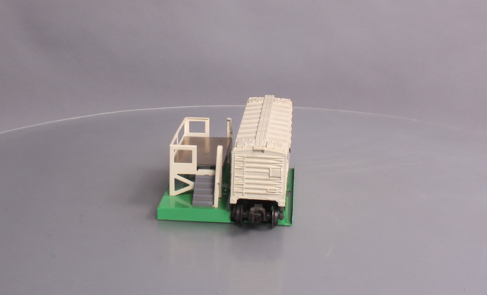 Lionel 3472 Vintage O Operating Milk Car with Platform | eBay
