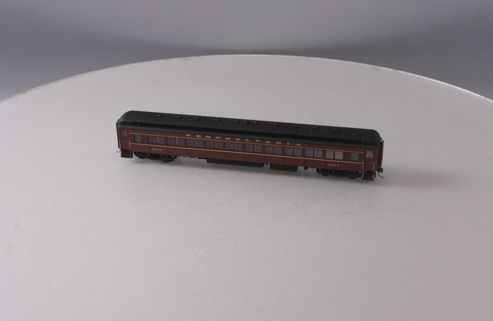Broadway Limited 4360 HO Scale Pennsylvania P70 Pullman Passenger Car
