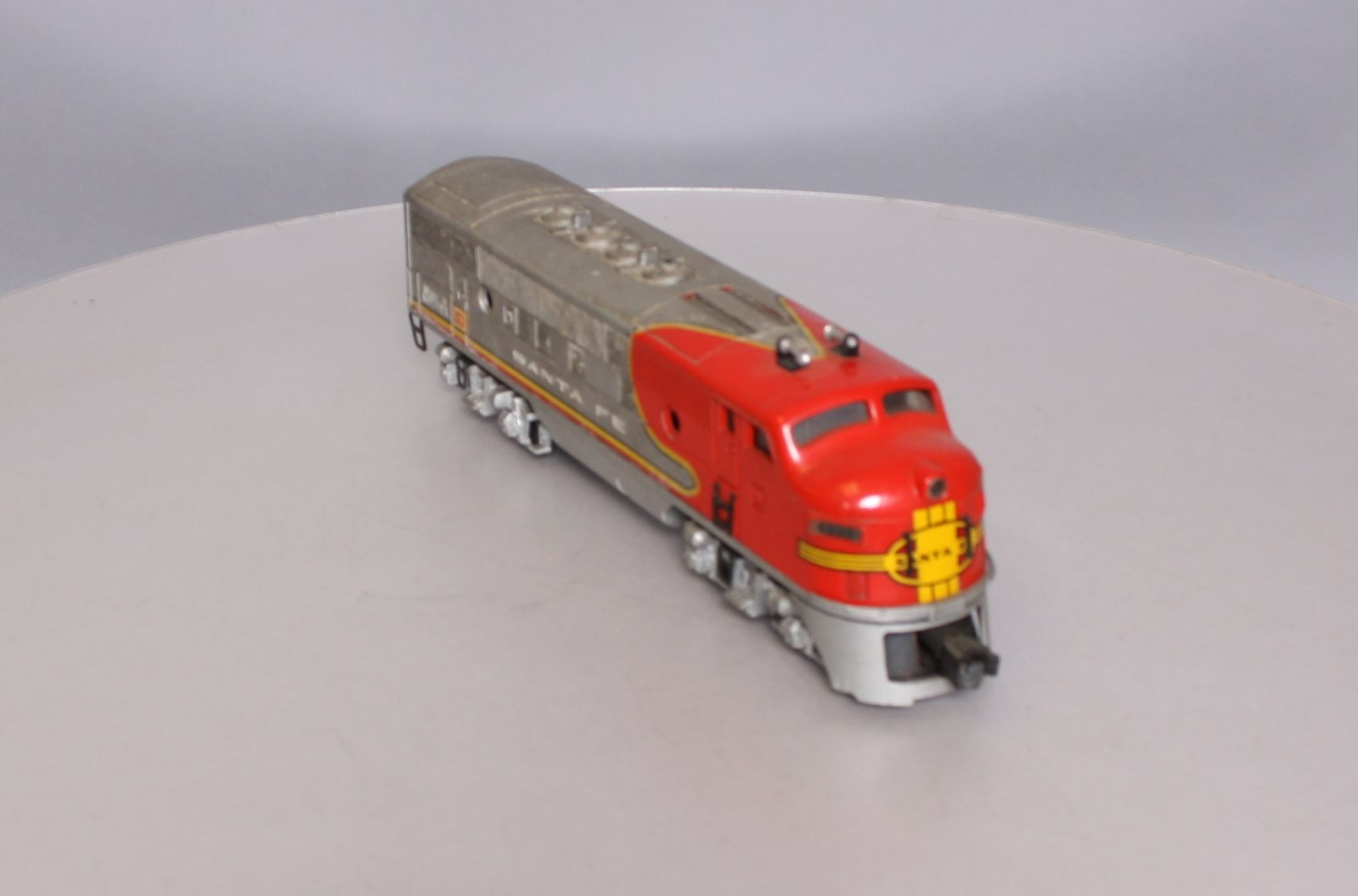 Lionel 2343 Vintage O Santa Fe F3 A NonPowered Dummy Diesel