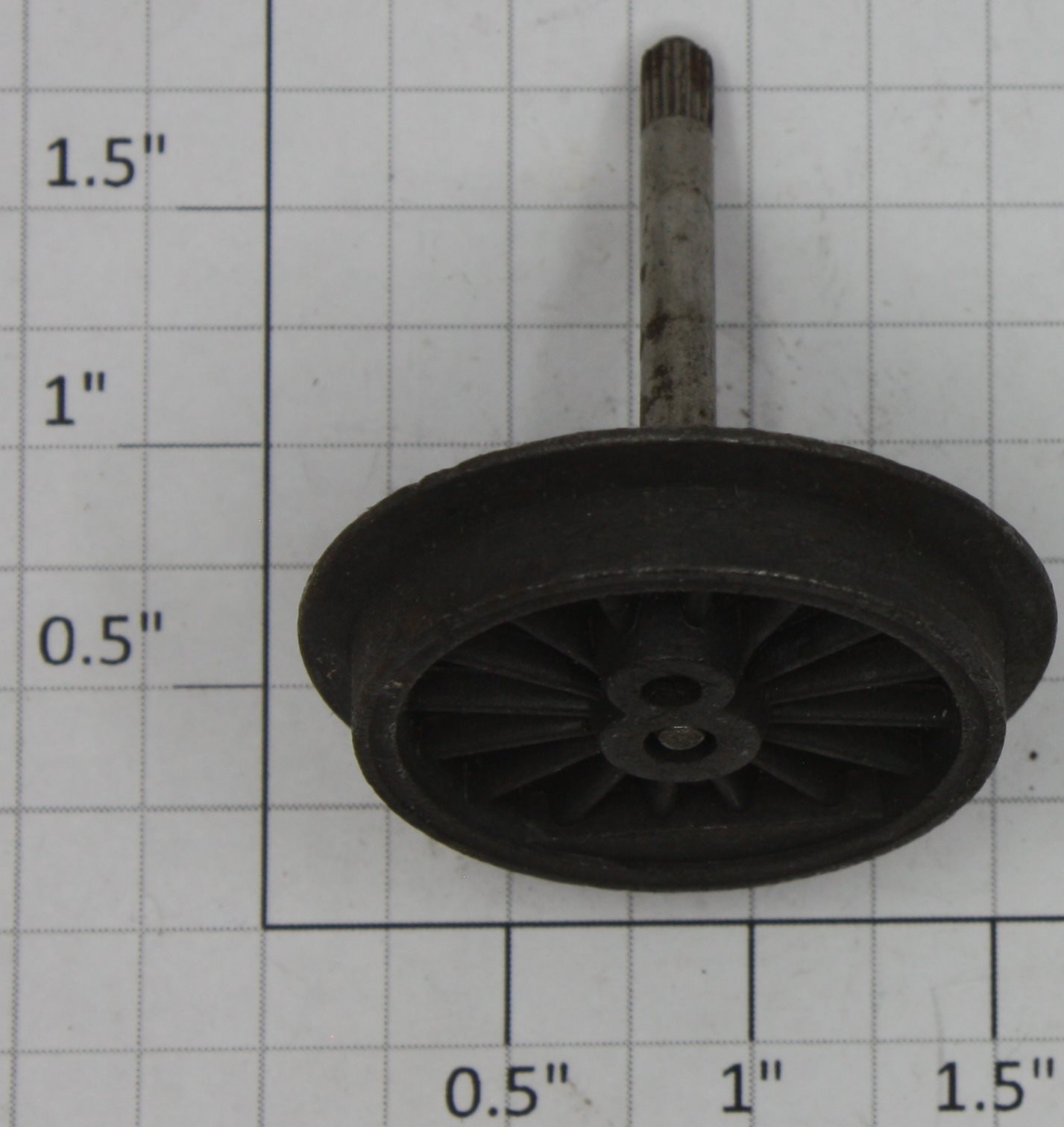 Lionel 2026-108 Geared End Wheel and Axle (Original)