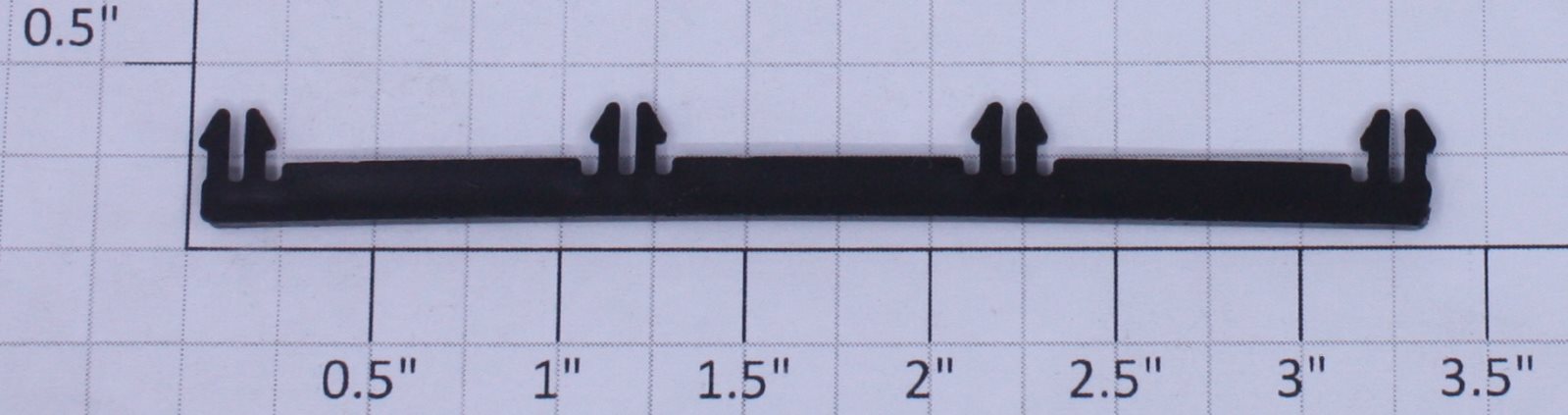 Lionel 9700-15 Black Plastic 4-Prong Door Guide (New-4 Prong)