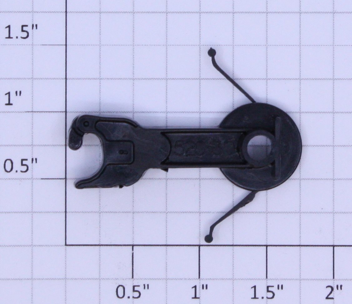 Lionel 520-30 Plastic Non-Operating Coupler with Centering Spring (Reproduction )