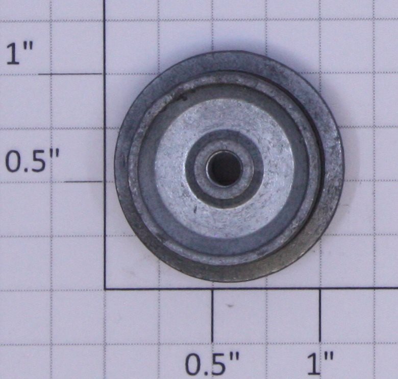 Lionel 8010-123 Grooved Drive Gear Wheel with Traction Tire (Original)