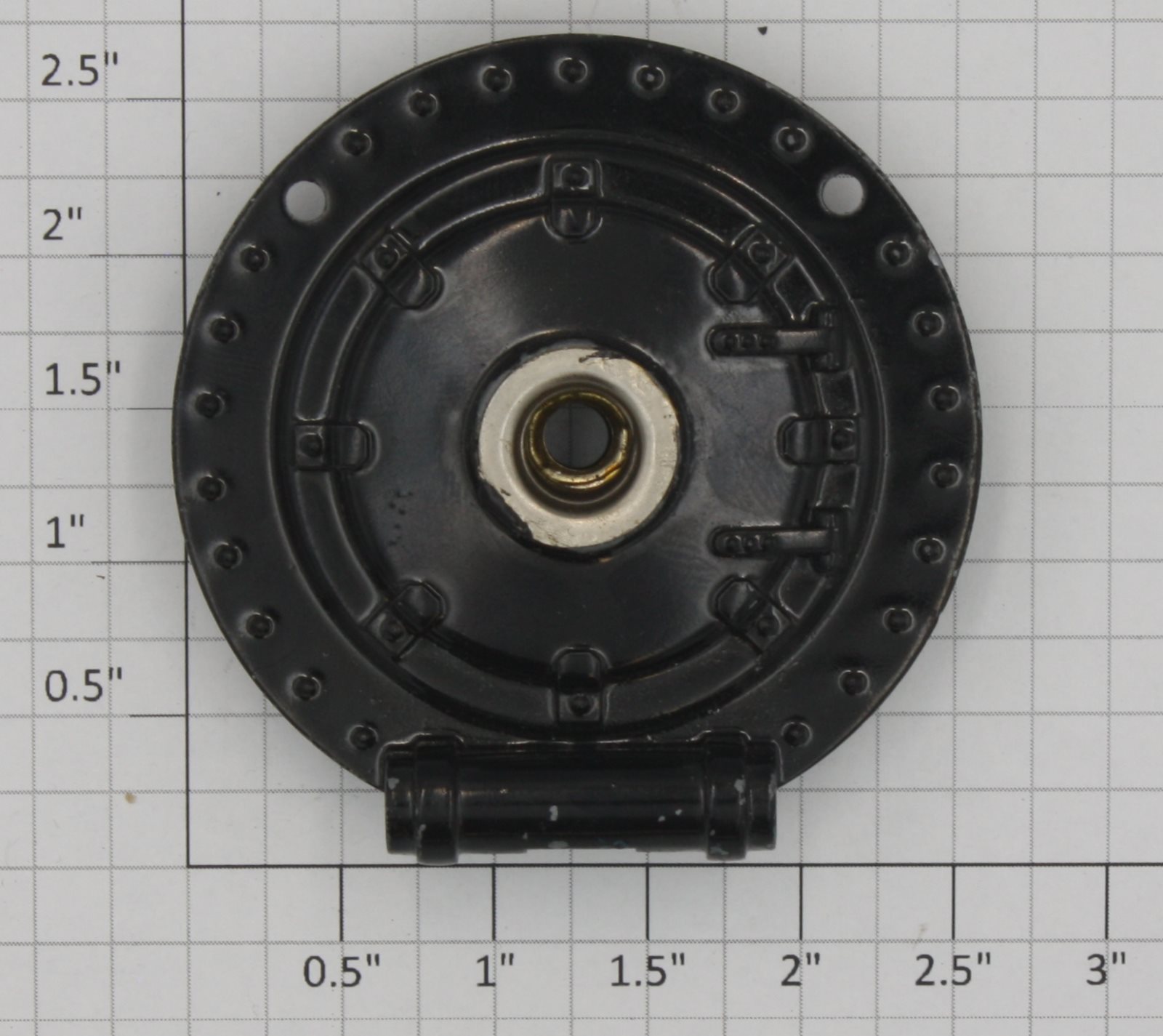 Lionel 384-29 Standard Gauge Black Boiler Front with Screw Base Lamp Socket (Reproduction)