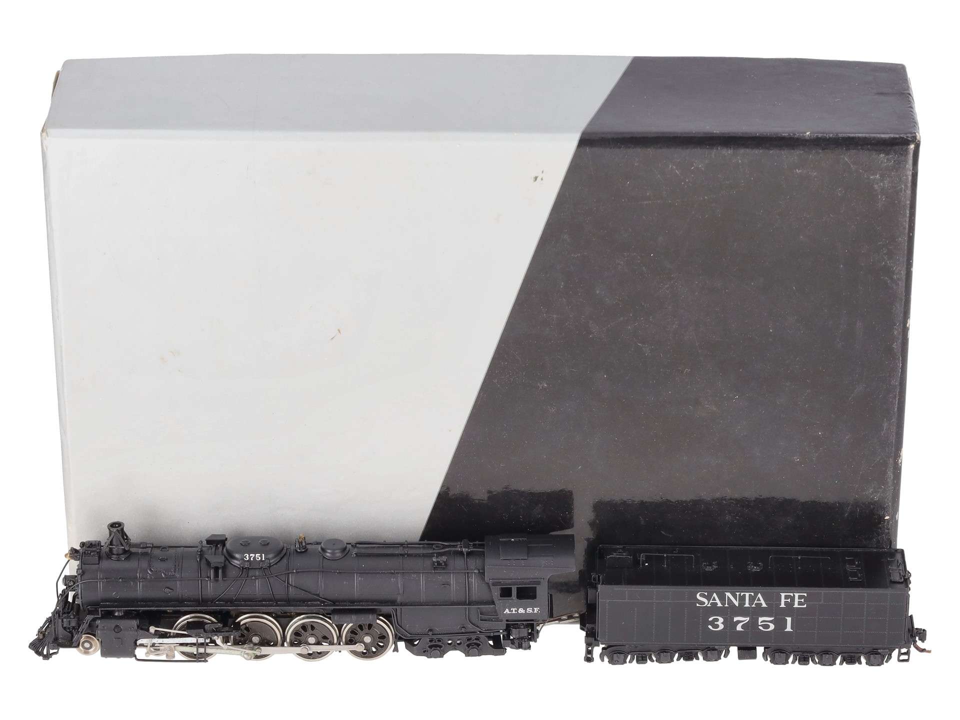 Hallmark Models 3751 N Scale Brass Santa Fe 4-8-4 Steam Locomotive